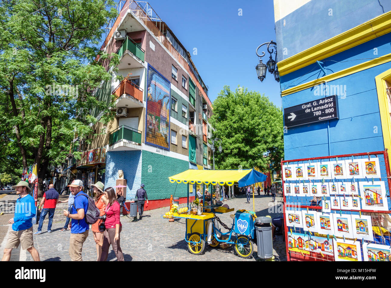 Buenos Aires Argentinien,Caminito Barrio de la Boca,Straßenmuseum,Immigrantenviertel,bunt bemalte Gebäude,Verkäufer Verkäufer verkaufen,s Stockfoto