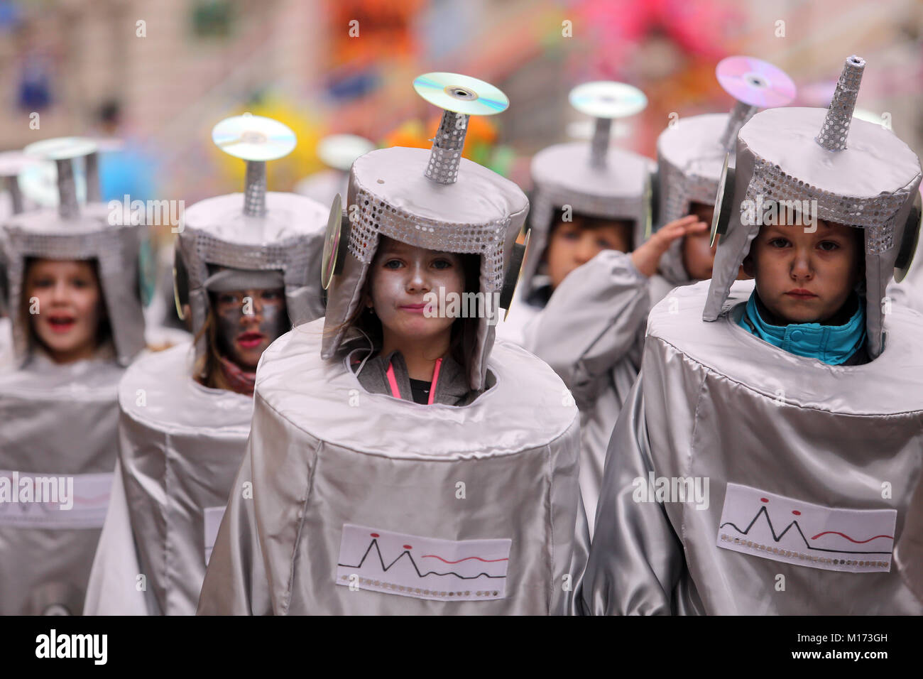 Rijeka, Kroatien. 27 Jan, 2018. Kinder aus Kroatien und dem Ausland teilnehmen, Karnevalsumzug in Rijeka, Kroatien, Jan. 27, 2018. Credit: Goran Kovacic/Xinhua/Alamy leben Nachrichten Stockfoto