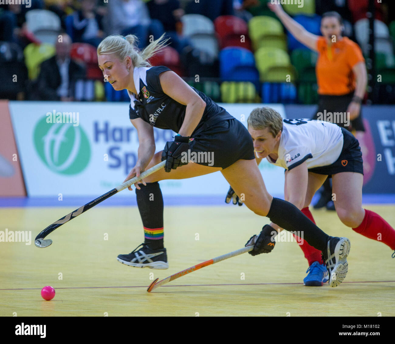 Jaffa Frauen Super 6s Finale der Kupfer, Arena. Holcombe v Bowdon. Steph Elliott Stockfoto