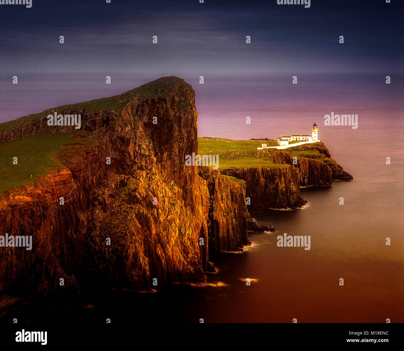 GB - Schottland: Landschaftlich Point Lighthouse auf der Isle Of Skye Stockfoto