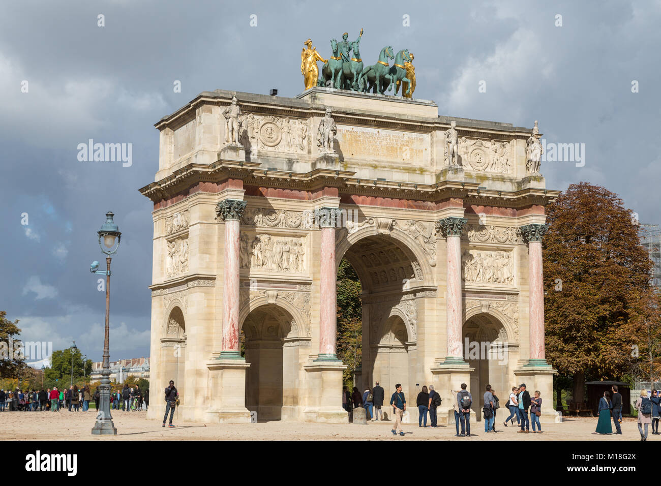 Arc de Triomphe du Carrousel, kleinen Triumphbogen, Tuilery Garten, Paris, Frankreich Stockfoto