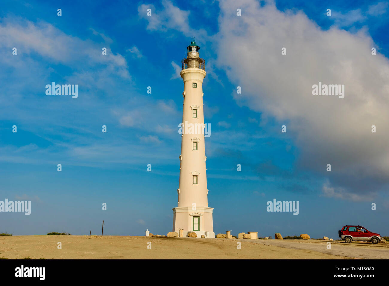 Blick auf den Leuchtturm "California" in Palm Beach, Aruba. Stockfoto