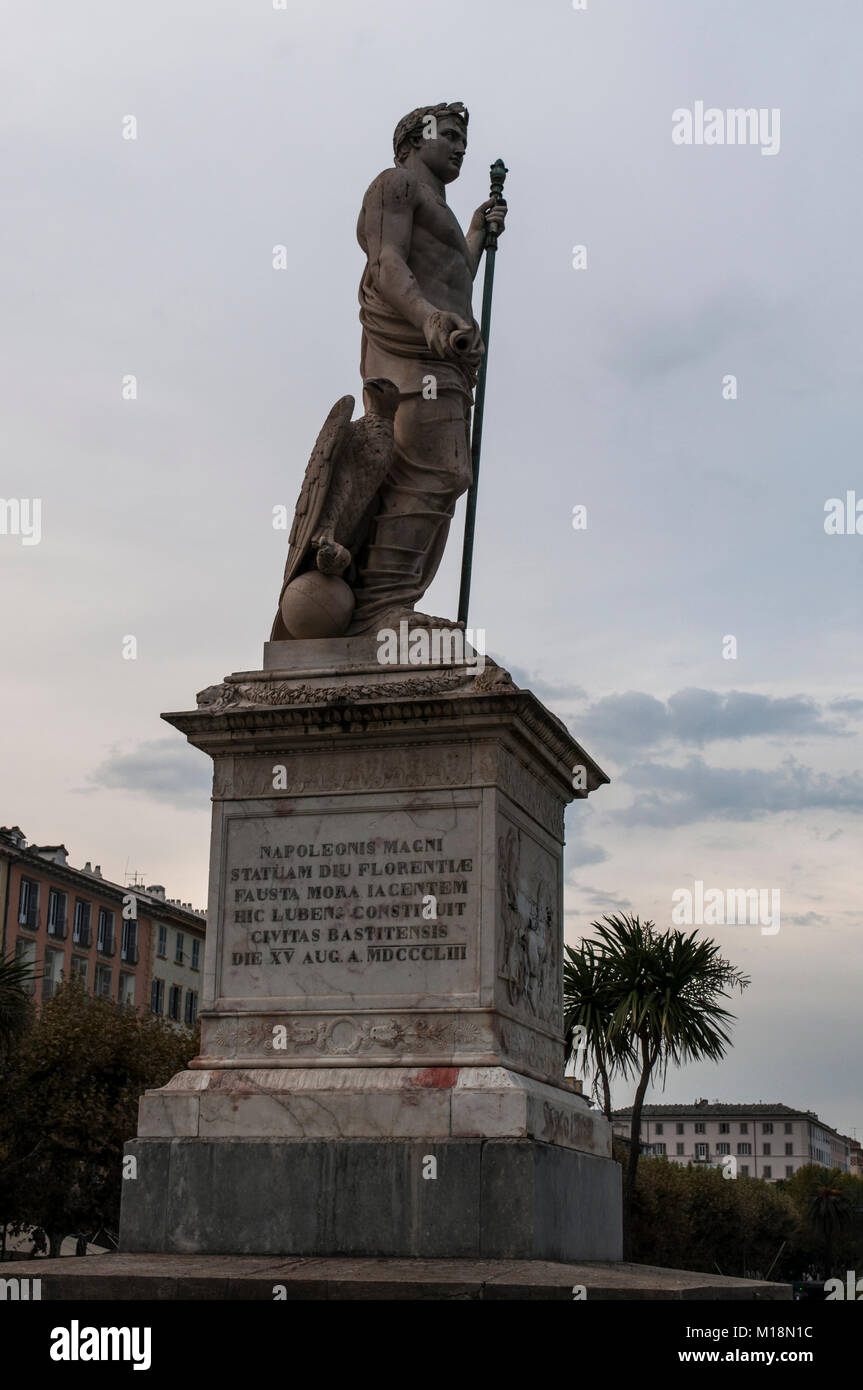 Korsika: Denkmal für Napoleon I., die Statue des berühmten florentiner Bildhauers Lorenzo Bartolini, im Ort Saint-Nicolas im Zentrum von Bastia Stockfoto