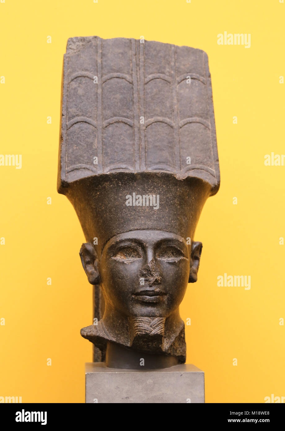 Der Gott Amun von Karnak, Herrschaft von Tutanchamun. C. 1346-1337 v. Chr.. Büste, Diorit. Carlsberg Glyptotek. Stockfoto