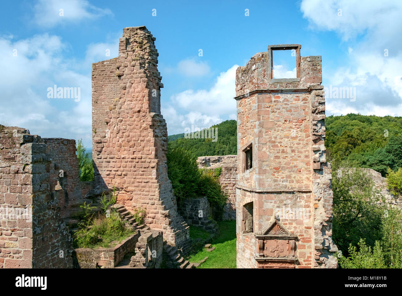 Bei Madenburg Burg im Dorf Eschbach in der Nähe der Stadt Landau in der Pfalz Deutschland ruinieren. Stockfoto
