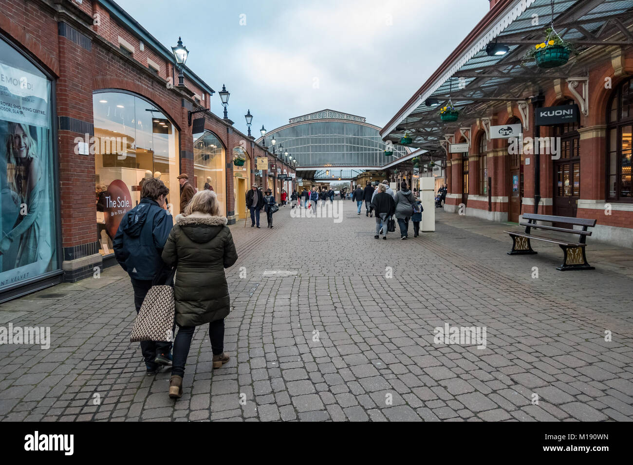 Windsor Royal Station Einkaufszentrum in Windsor ist die Heimat von high-end, trendigen Geschäften und Restaurants. Stockfoto