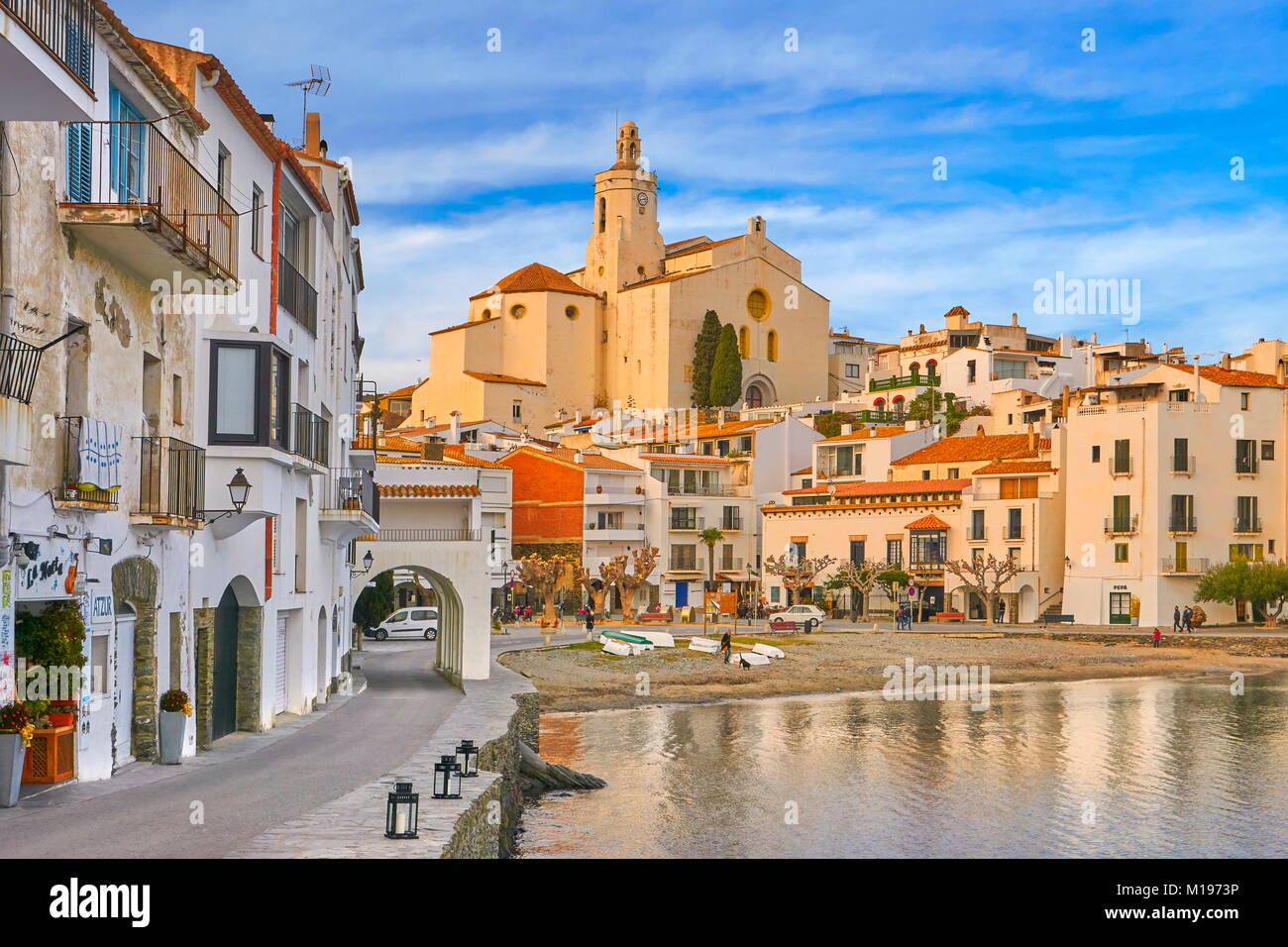 Fischerdorf Cadaqués, Costa Brava, Spanien Stockfoto