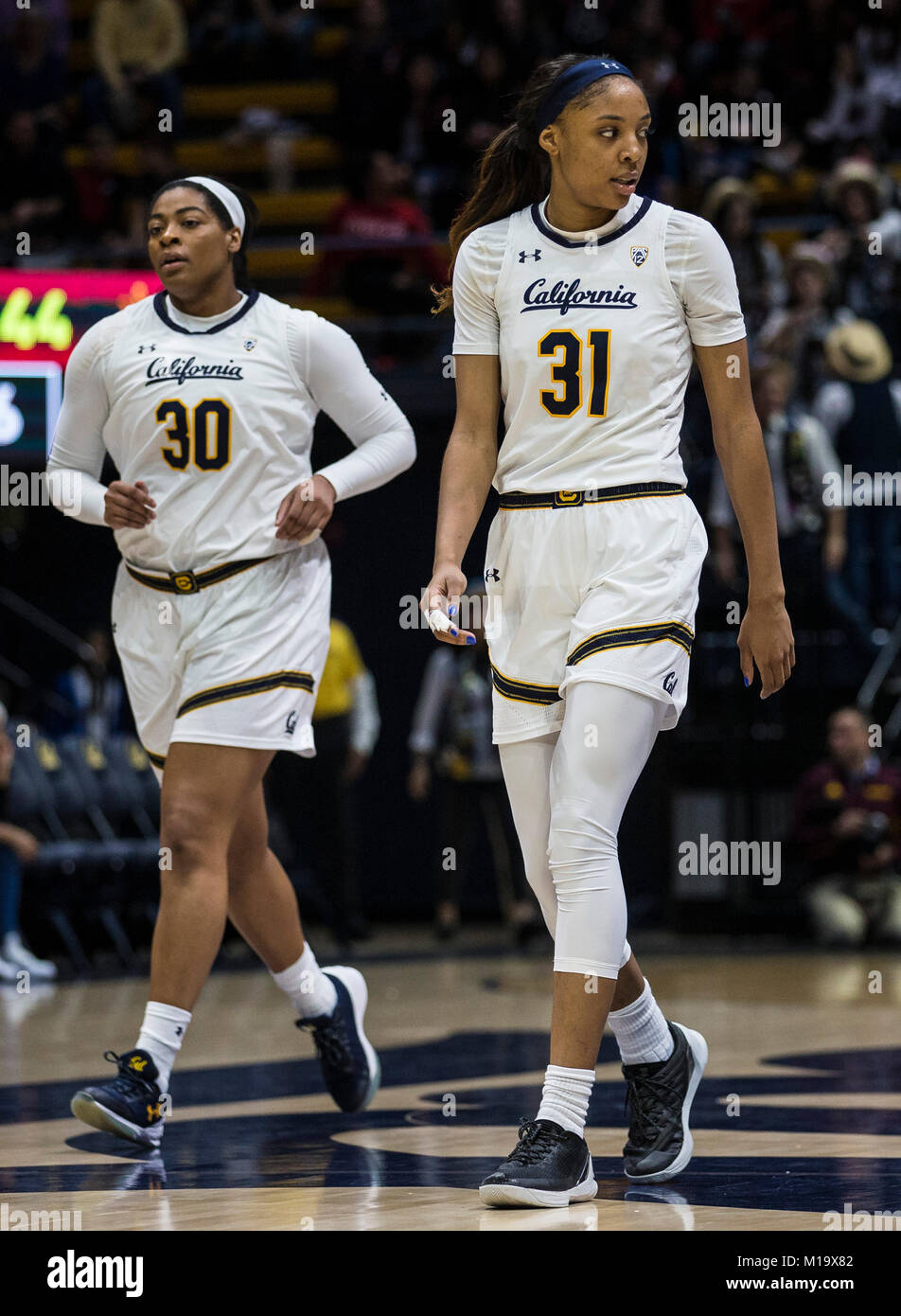 Berkeley, CA USA 28 Jan, 2018. A. in Kalifornien forward/center Kristine Anigwe (31) zählte 15 Punkte, 8 Rebounds, 1 Assist und 2 Block Schüsse während Basketball Spiel der NCAA Frauen zwischen Arizona State Sun Devils und die California Golden Bears 42-57 an Hass Pavillon Berkeley Calif Thurman James/CSM/Alamy Leben Nachrichten verloren Stockfoto