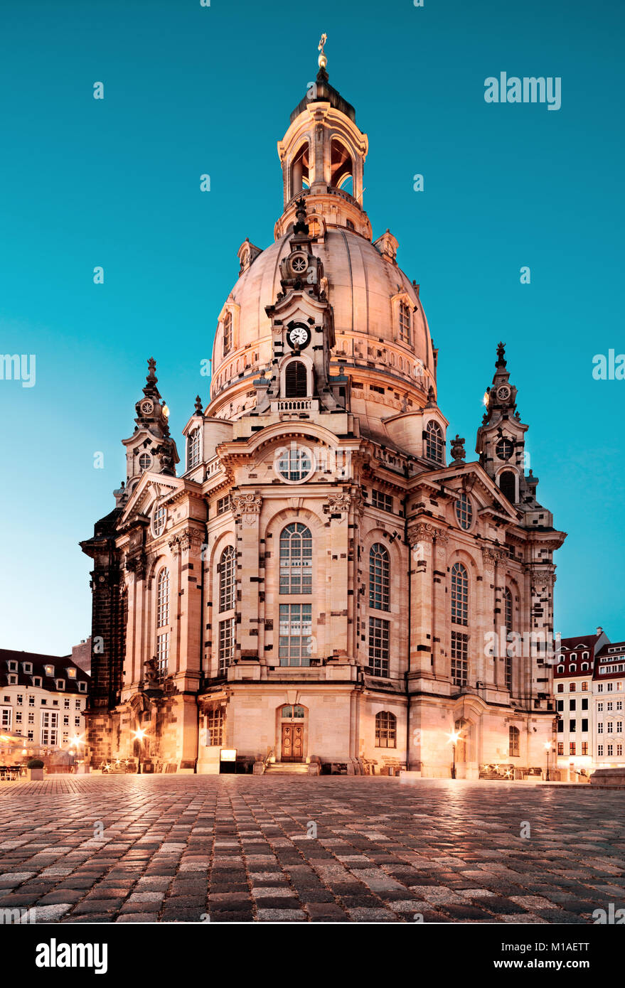 Frauenkirche in der Nacht in Dresden, Deutschland, Gefärbtes Bild Stockfoto