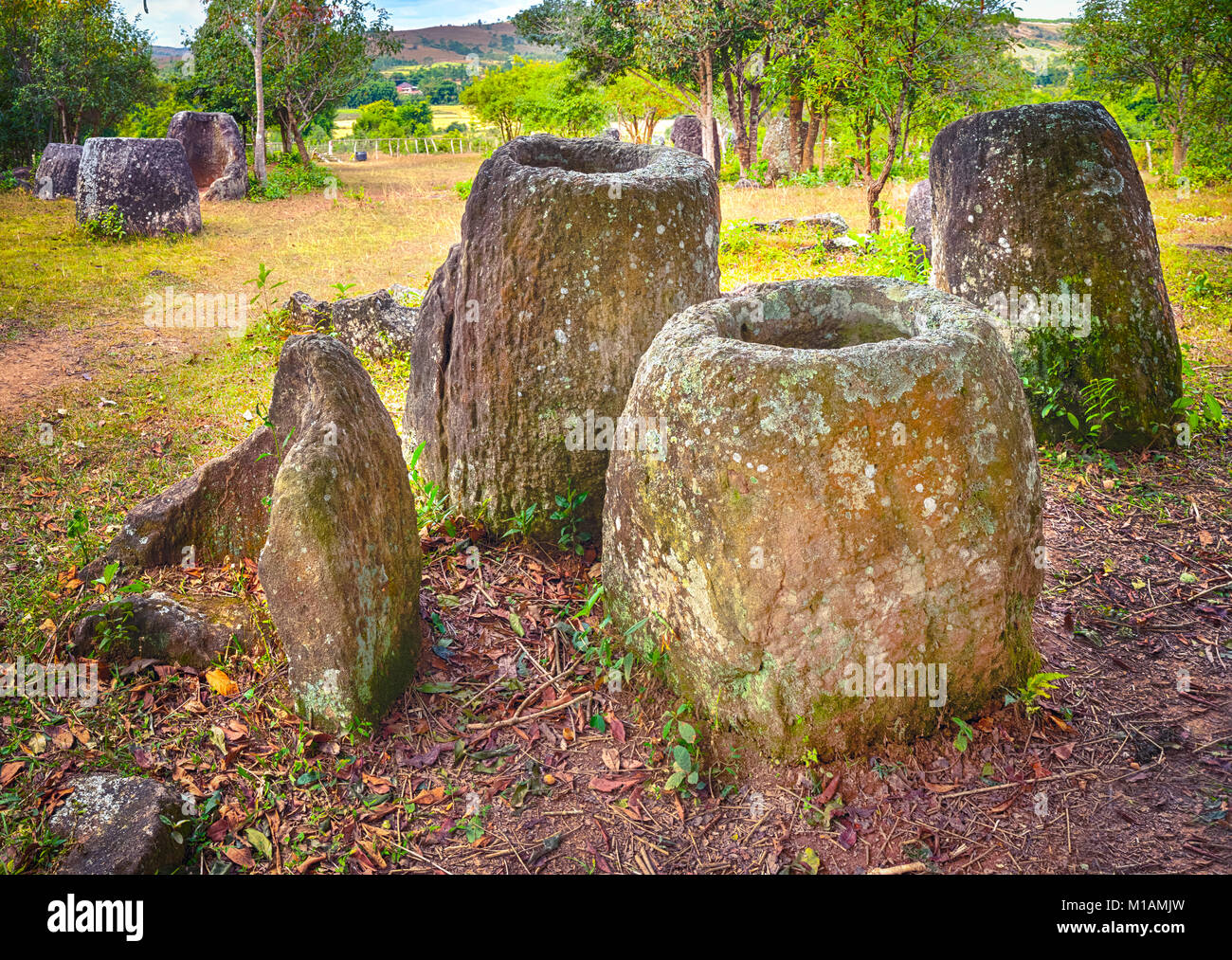 Archäologische Landschaft die Ebene der Tonkrüge. Laos Stockfoto