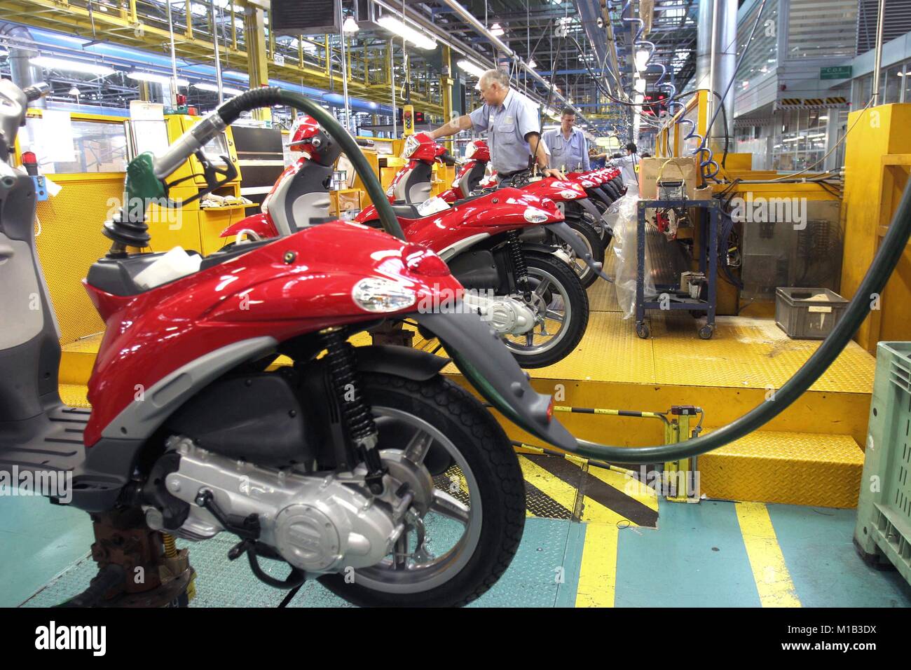 Piaggio Fabrik, die Produktion von Motorrädern und Motorrollern, Pontedera, Pisa, Italien Credit © Riccardo Squillantini/Sintesi/Alamy Stock Foto Stockfoto