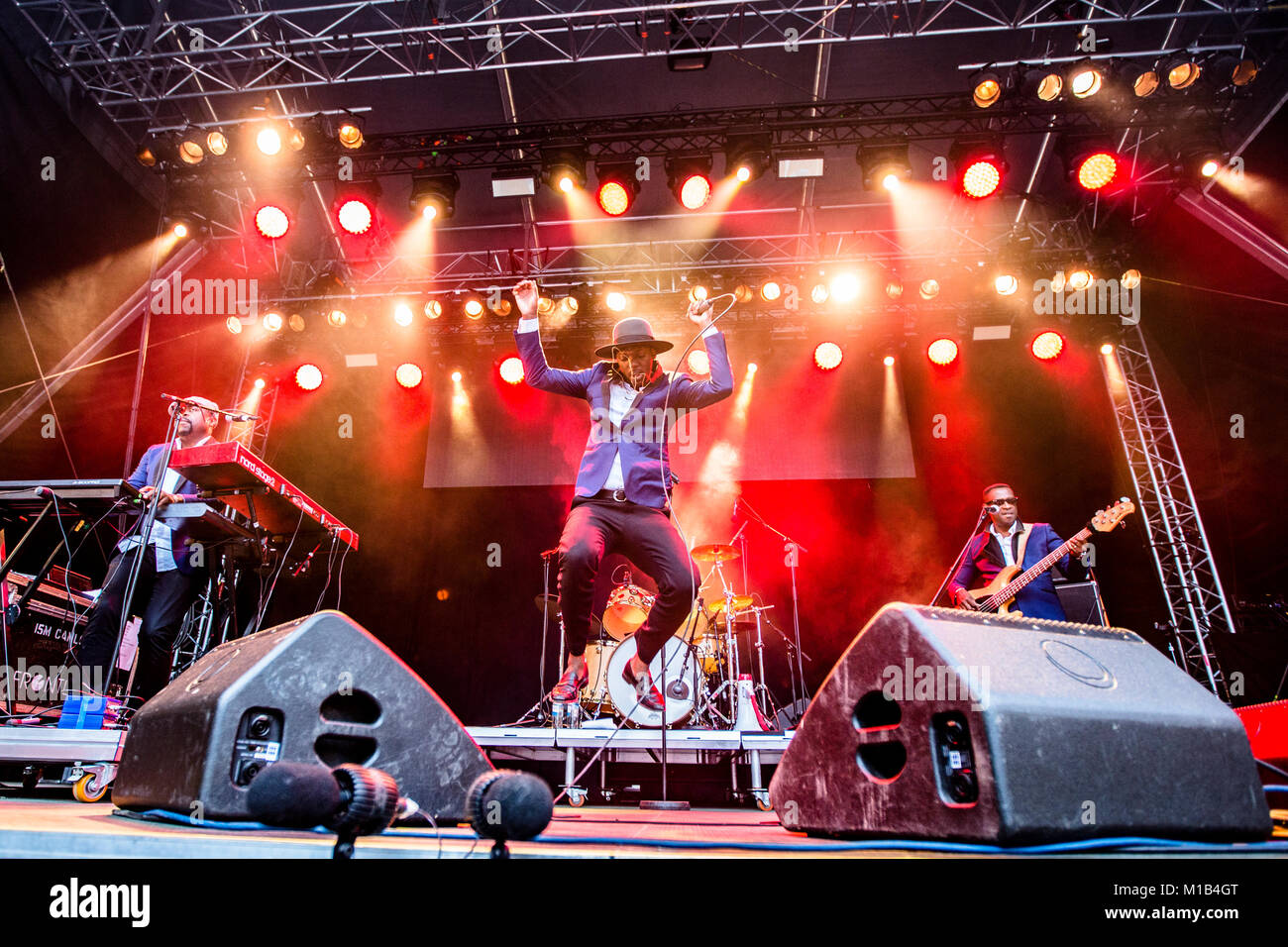 Baloji singer -Fotos und -Bildmaterial in hoher Auflösung – Alamy