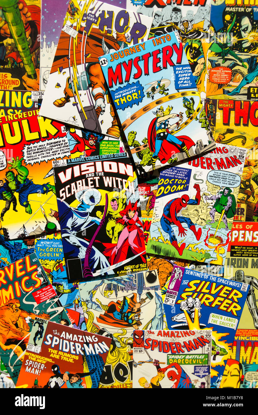 Prag, tschechische Republik - 29. Januar: Bunte vintage Comic Magazin deckt, oben flach Zusammensetzung am 29 Januar, 2018 in Prag Stockfoto