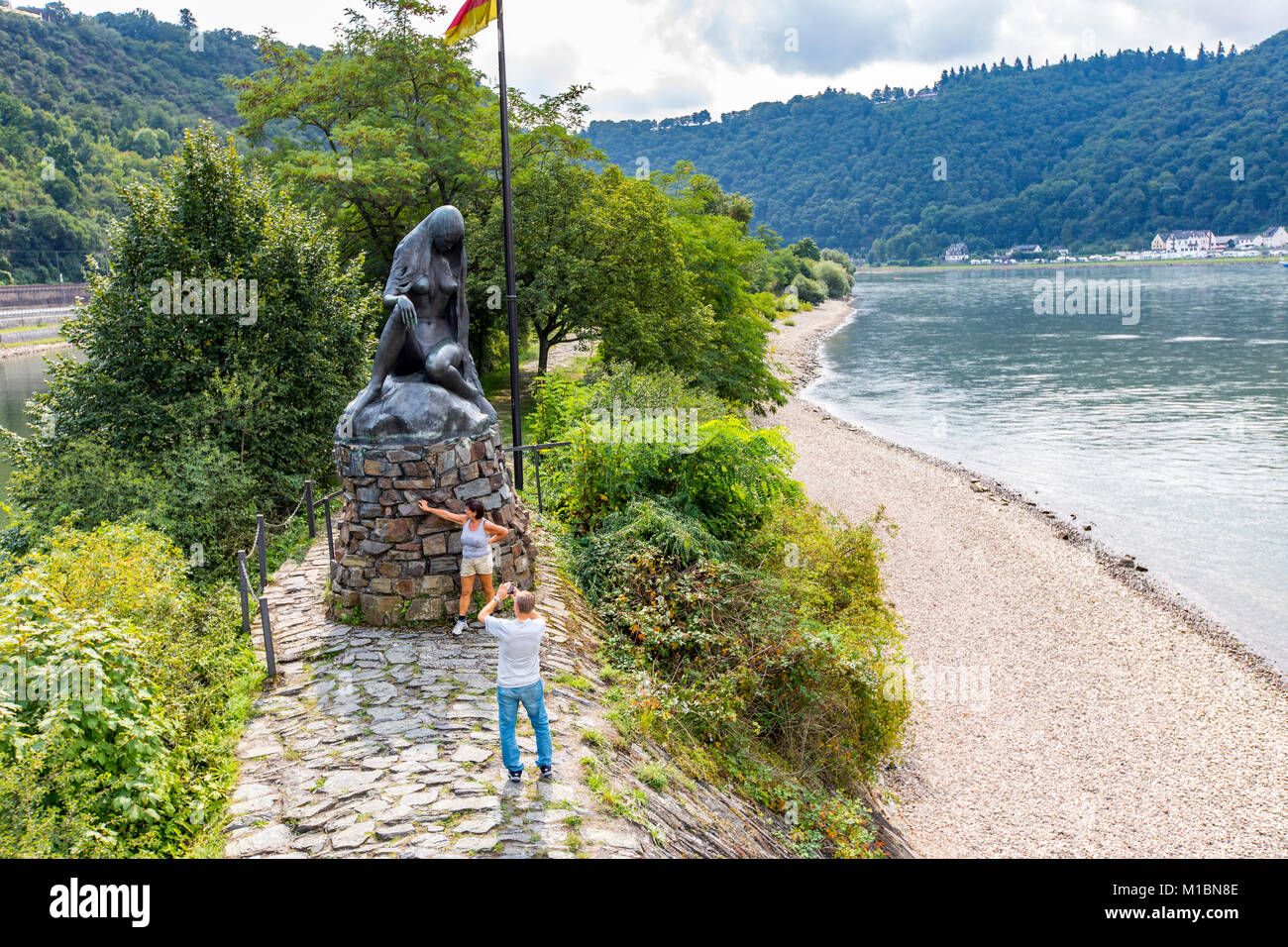 Loreley Abbildung, Rheingau, UNESCO Welterbe Oberes Mittelrheintal, Aussichtspunkt auf dem Felsen, in der Nähe von St. Goar, Stockfoto