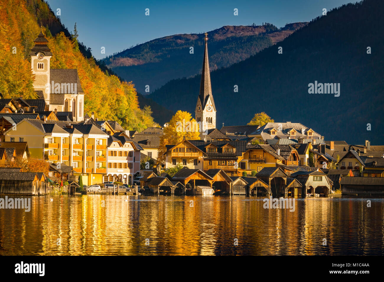 Hallstatt ist ein kleines Dorf im Bezirk Gmunden, im österreichischen Bundesland Oberösterreich. Stockfoto