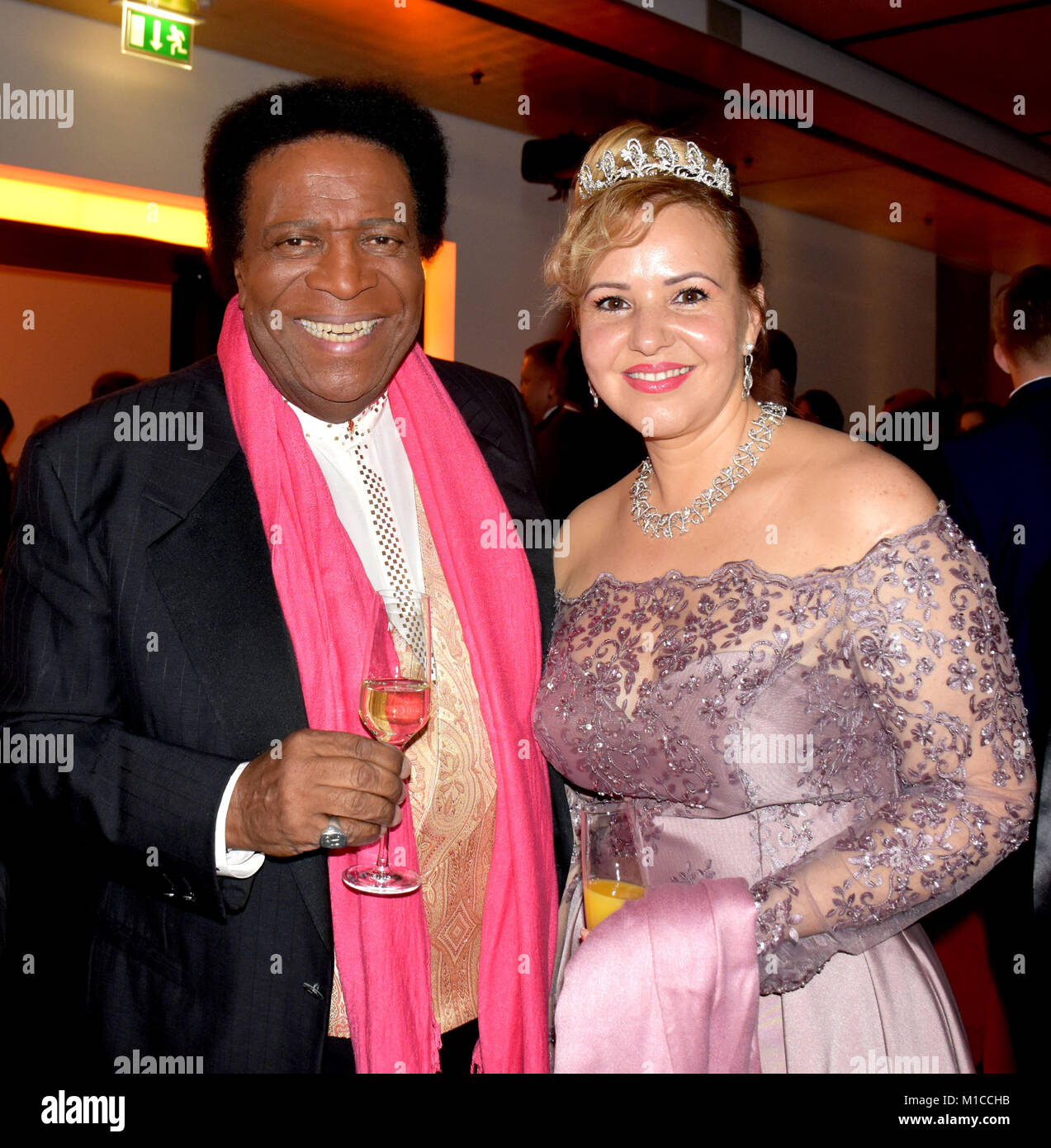 Roberto Blanco Sänger mit Luzandra Strassburg Ehefrau von Roberto