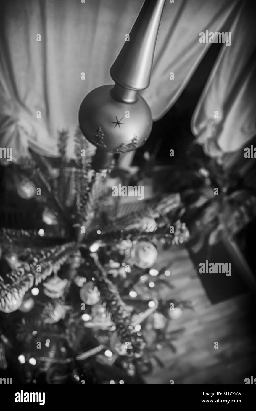 Weihnachtsbaum Blick von oben in den alten einfarbiger aussehen Stockfoto