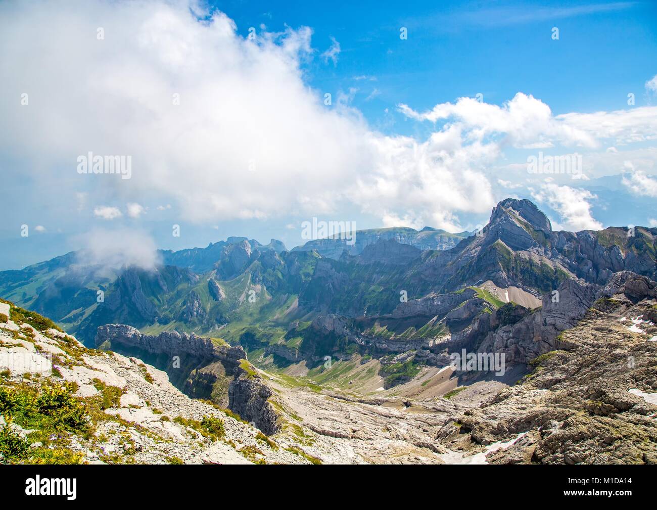 Landschaft der Alpstein und Säntis, die sind eine Untergruppe der Appenzeller Alpen in der Schweiz Stockfoto