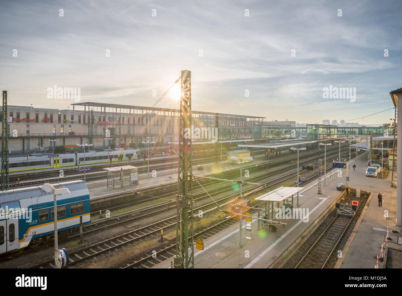 Regensburg, Bayern, Deutschland, 22. November 2017, Hauptbahnhof Stockfoto