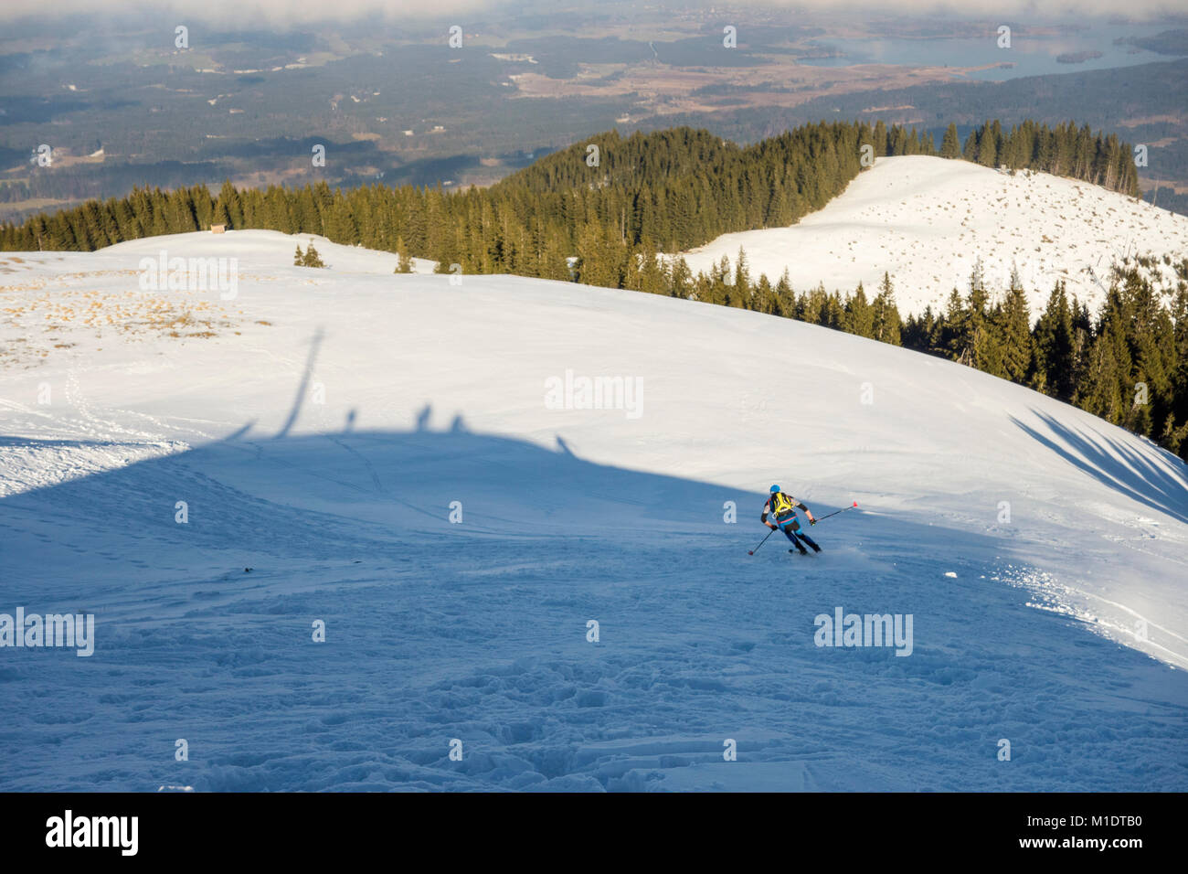 Skitourengeher am Hörnle, Bad Kohlgrub, Ammergauer Alpen, Bayern, Deutschland Stockfoto