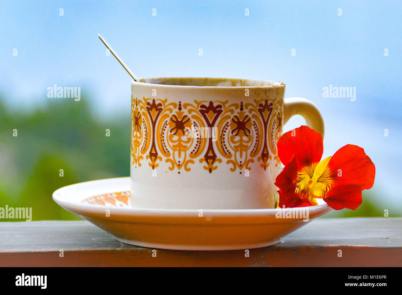 Nicht zu heiss für indonesische Kaffee im tropischen Sommer Indonesien Stockfoto