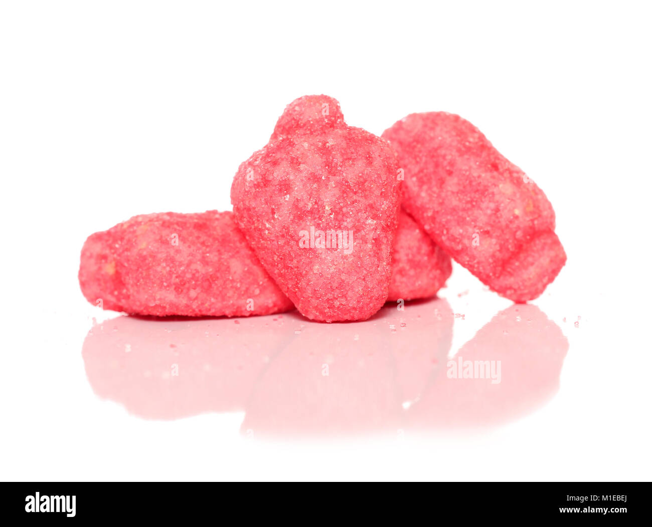 Stapel der Erdbeere Schaum Süßigkeiten studio Ausschnitt Stockfoto