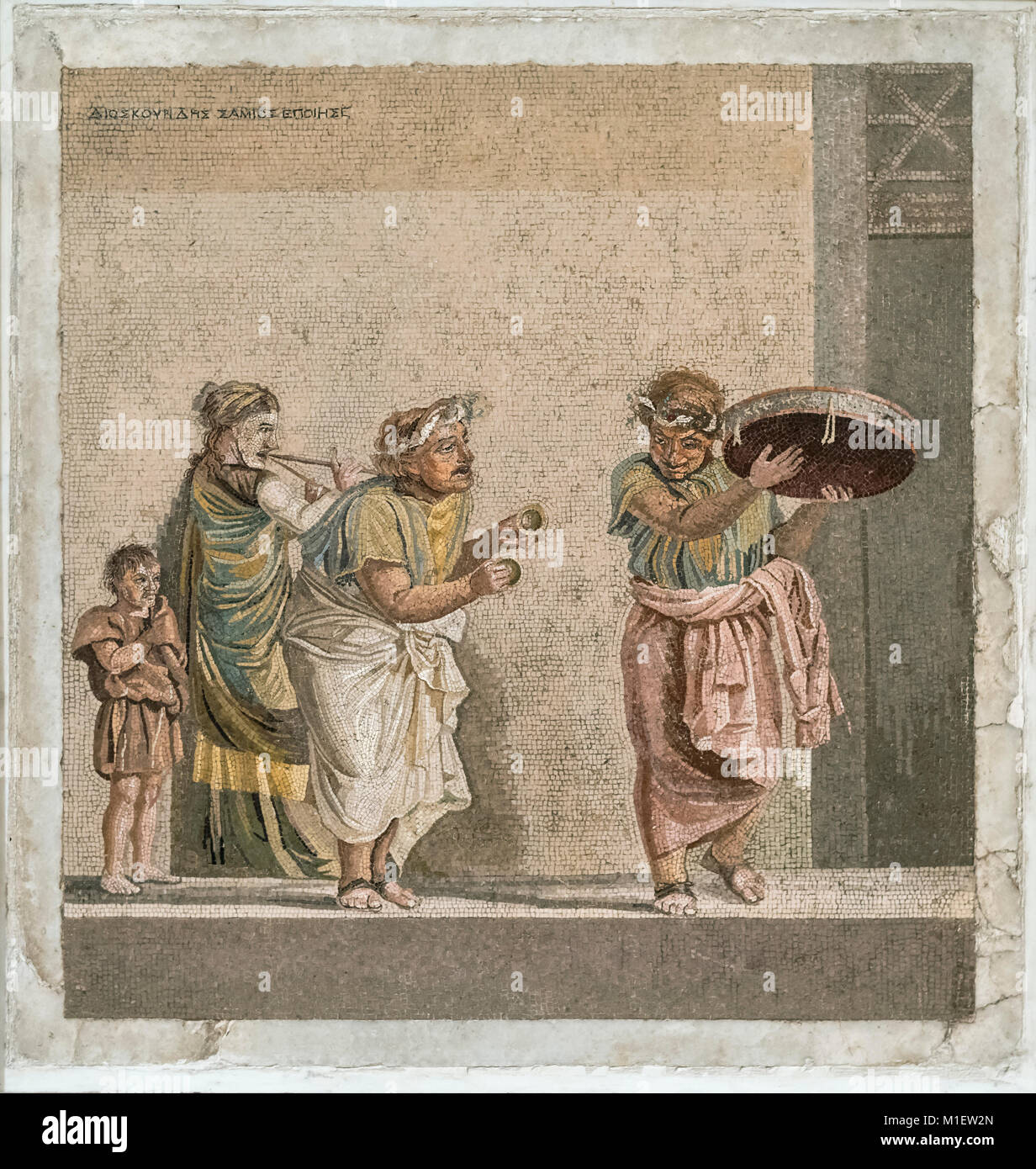 Neapel. Italien. Römische Mosaik, Straßenmusikanten. Museo Archeologico Nazionale di Napoli. Neapel Nationalen Archäologischen Museum. Stockfoto