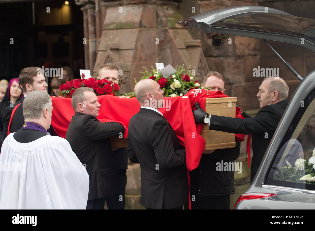 Warrington, Liverpool, Großbritannien. 30 Jan, 2018. Die Beerdigung hat der ehemalige Liverpool Torwart Tommy Lawrence im St Elphin der Pfarrkirche Warrington Kredit genommen: ken Biggs/Alamy leben Nachrichten Stockfoto