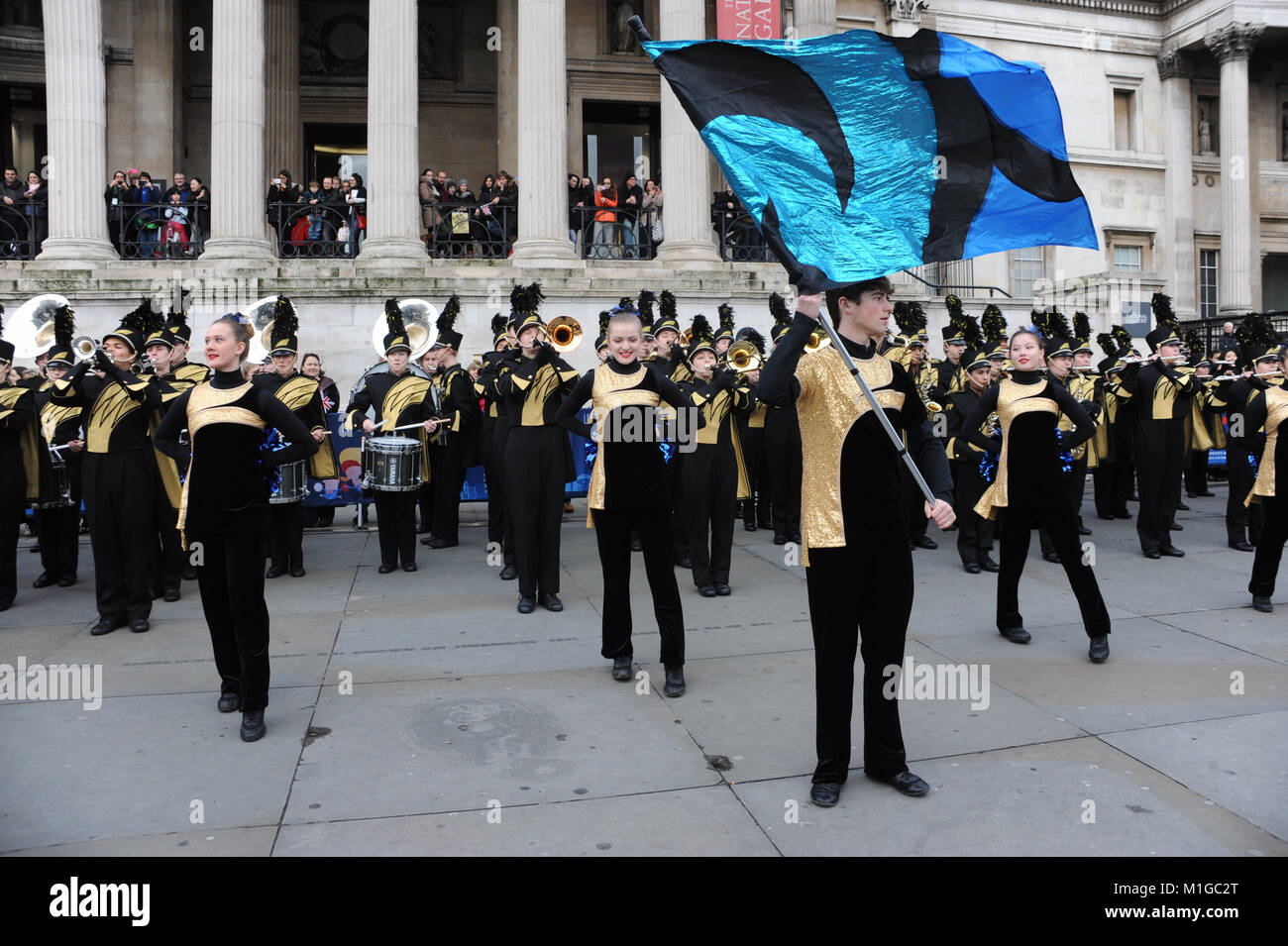 New Year's Day Parade, Hosts eine Vorschau auf dem Trafalgar Square in London, präsentiert die top Marching Bands aus den USA, Mcnneese State University marching band, Dance Sensation Zoonation, Barrington High School Marching Band, Marching Band aus New York, kulturelle Bolivien Großbritannien, führenden Popsänger Iness, aus Kroatien, und der Gastauftritt von Eddie The Eagle bietet: Atmosphäre, Wo: London, Großbritannien Wann: 30 Dec 2017 Credit: WENN.com Stockfoto
