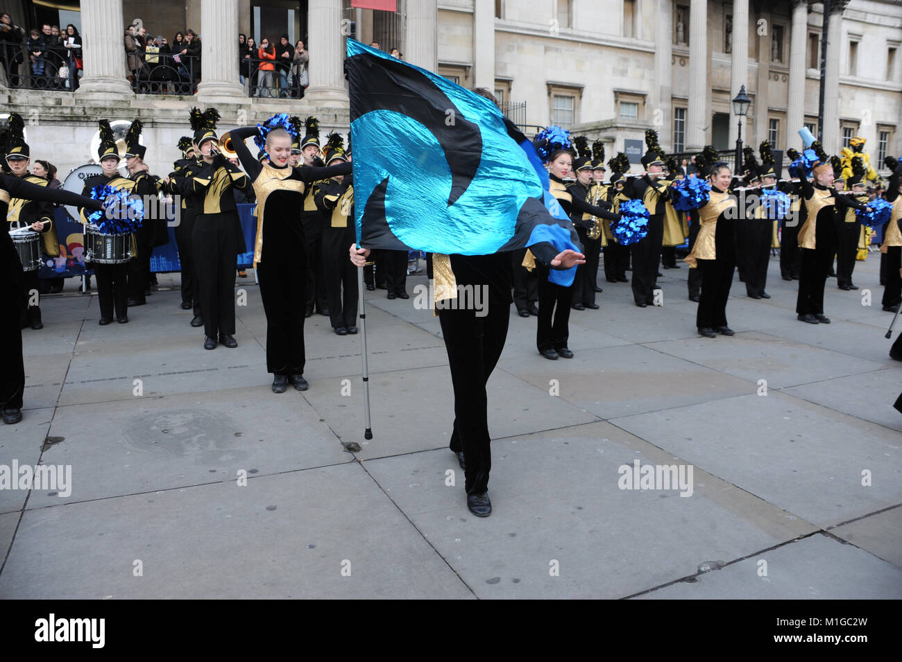New Year's Day Parade, Hosts eine Vorschau auf dem Trafalgar Square in London, präsentiert die top Marching Bands aus den USA, Mcnneese State University marching band, Dance Sensation Zoonation, Barrington High School Marching Band, Marching Band aus New York, kulturelle Bolivien Großbritannien, führenden Popsänger Iness, aus Kroatien, und der Gastauftritt von Eddie The Eagle bietet: Atmosphäre, Wo: London, Großbritannien Wann: 30 Dec 2017 Credit: WENN.com Stockfoto