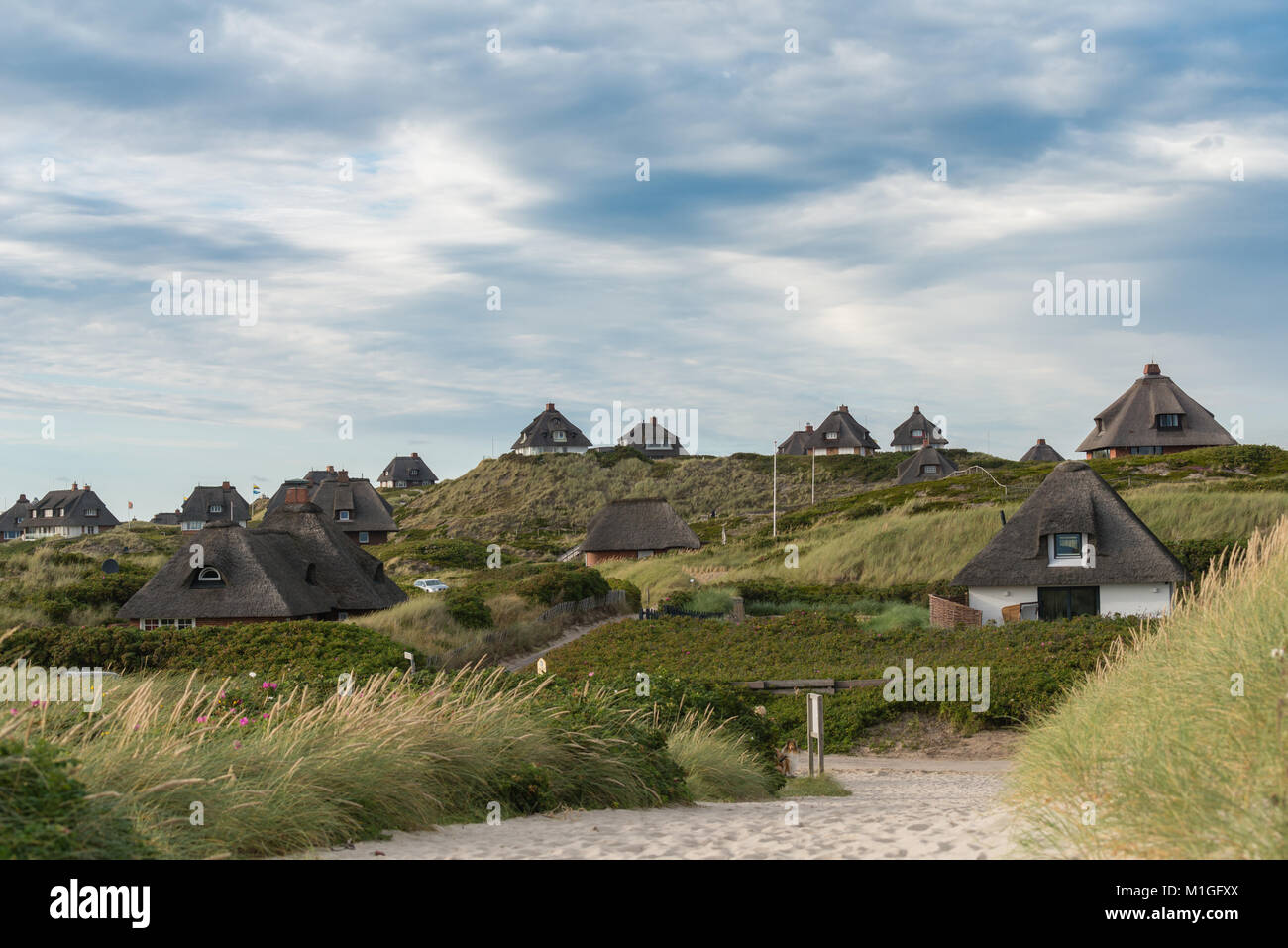 Ferienwohnungen auf den Dünen im Süden von Sylt, Insel der Reichen und Schönen, hörnum, Sylt, Schleswig-Holstein, Deutschland, Europa Stockfoto