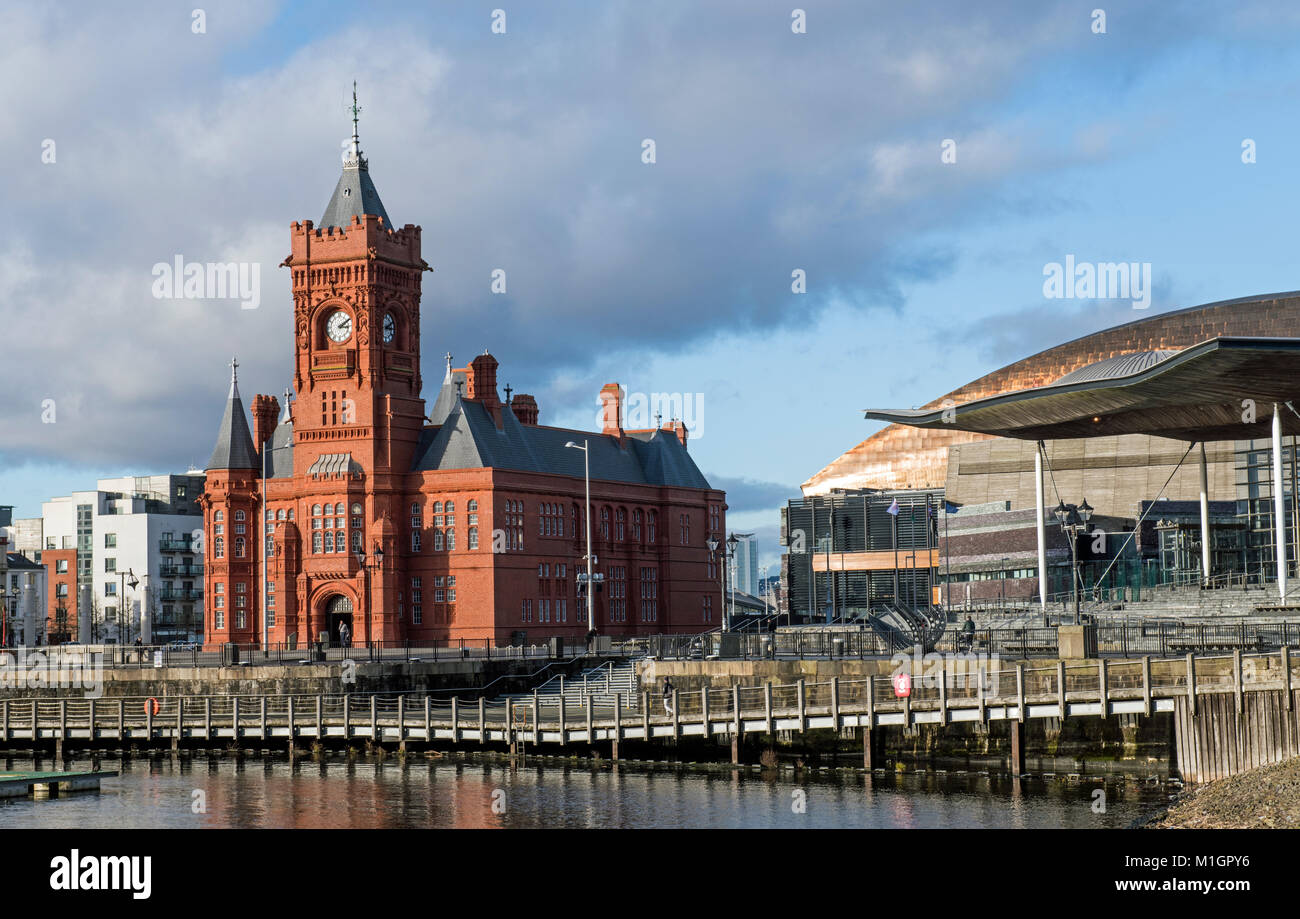 Die pierhead Building und der senedd Gebäude in Cardiff Bay, South Wales Stockfoto