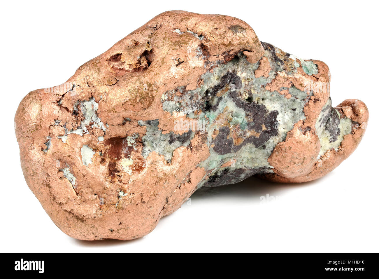 Großen einheimischen Kupfer Nugget (157 g) von Keweenaw, Michigan/USA isoliert auf weißem Hintergrund Stockfoto