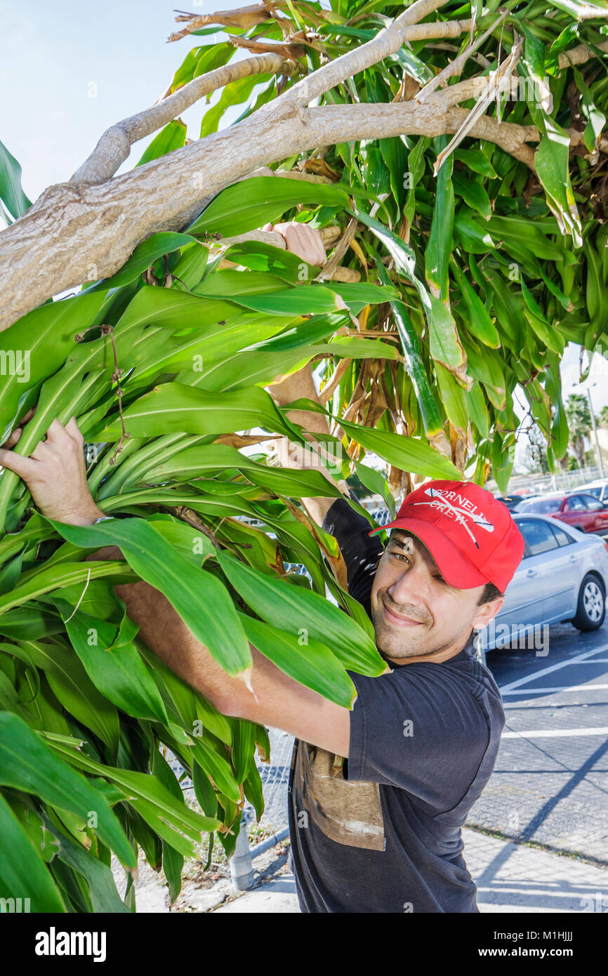 Miami Florida, Allapattah Middle School, Campus, Hands-on-HandsOn Miami, Freiwillige Freiwillige Community Service ehrenamtliche Arbeit Arbeiter, Teamarbeit Stockfoto