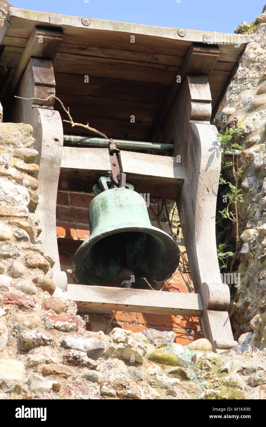 Glocke, Bronze, verwittert, Vereinigtes Königreich Stockfoto