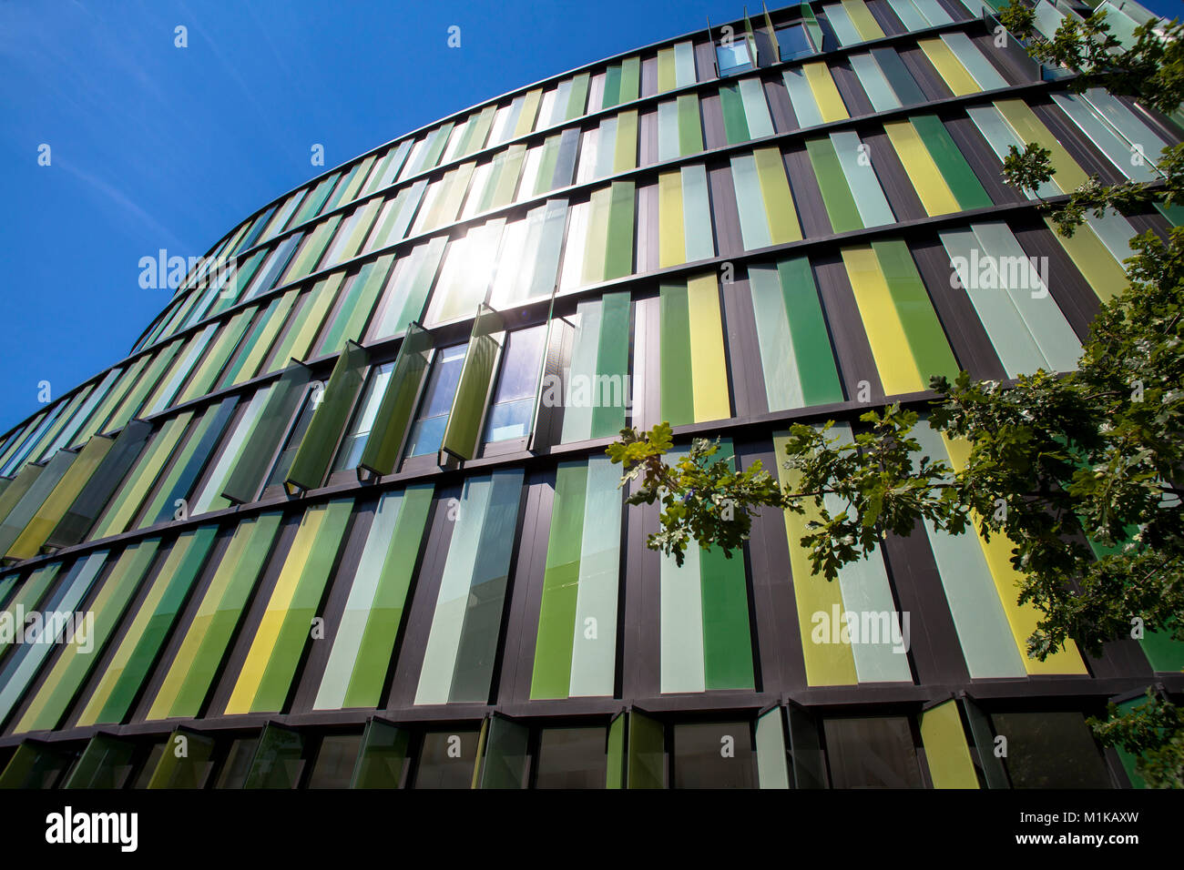 Deutschland, Köln das Bürogebäude Cologne Oval Offices von den Architekten Louisa Hutton und Prof. Matthias Sauerbruch an der Straße Gustav-Heinemann Stockfoto