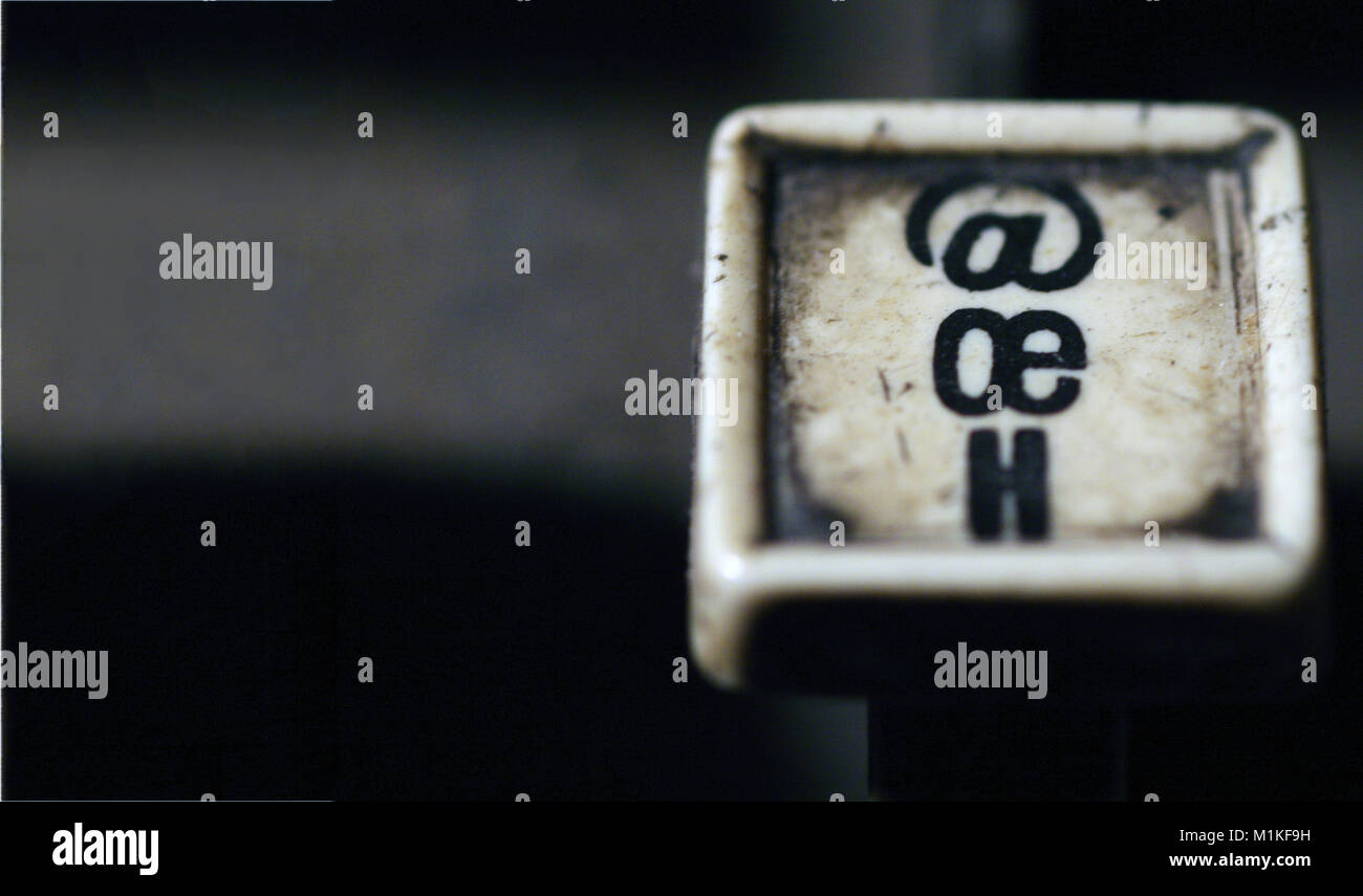 Linotype Tastatur Buchstaben oe, h Tasten closeup Zeitung Shop. Provost,  Alberta, Kanada Stockfotografie - Alamy