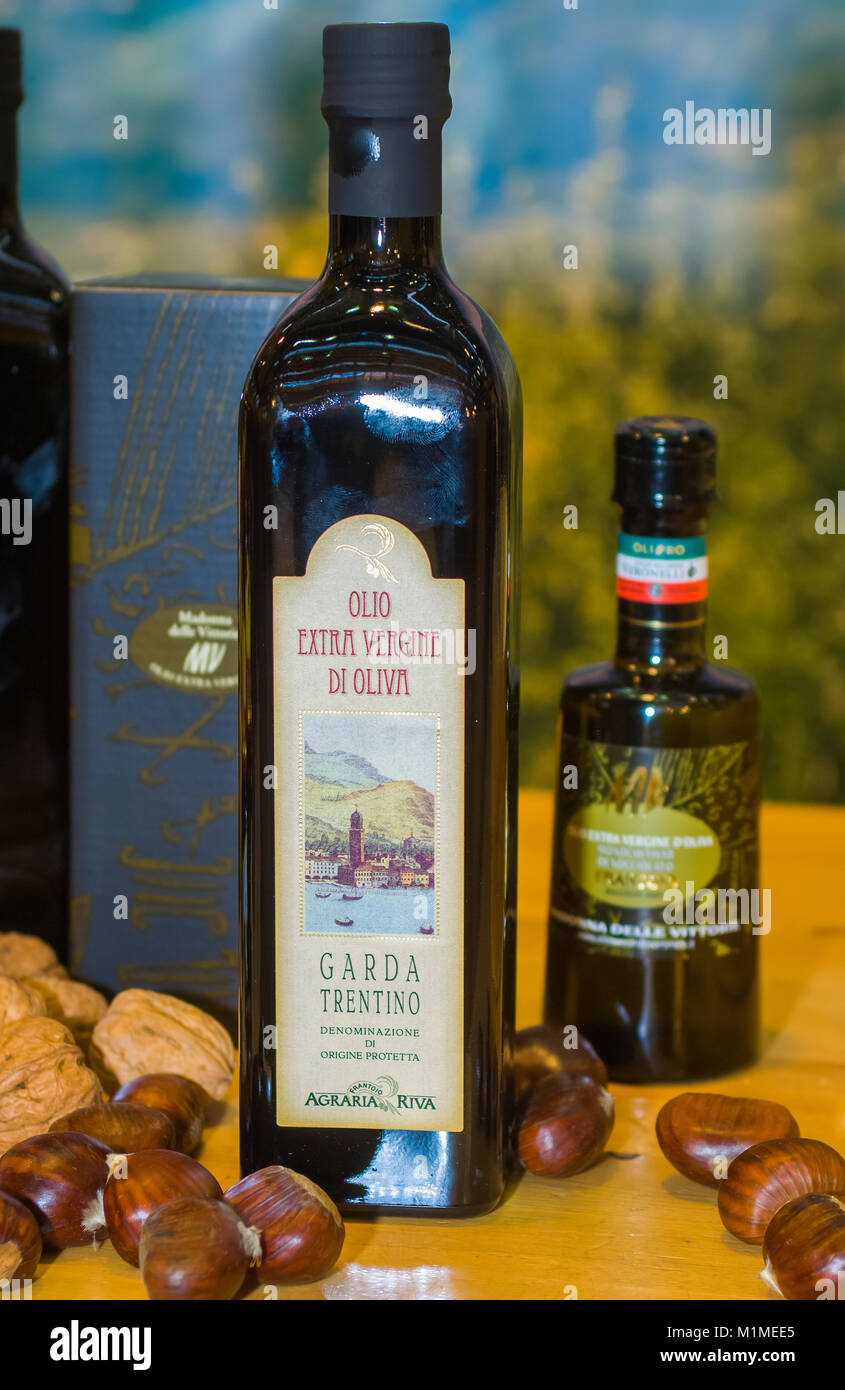 Italien Trentino Olivenöl extravergine Garda Trentino Stockfoto