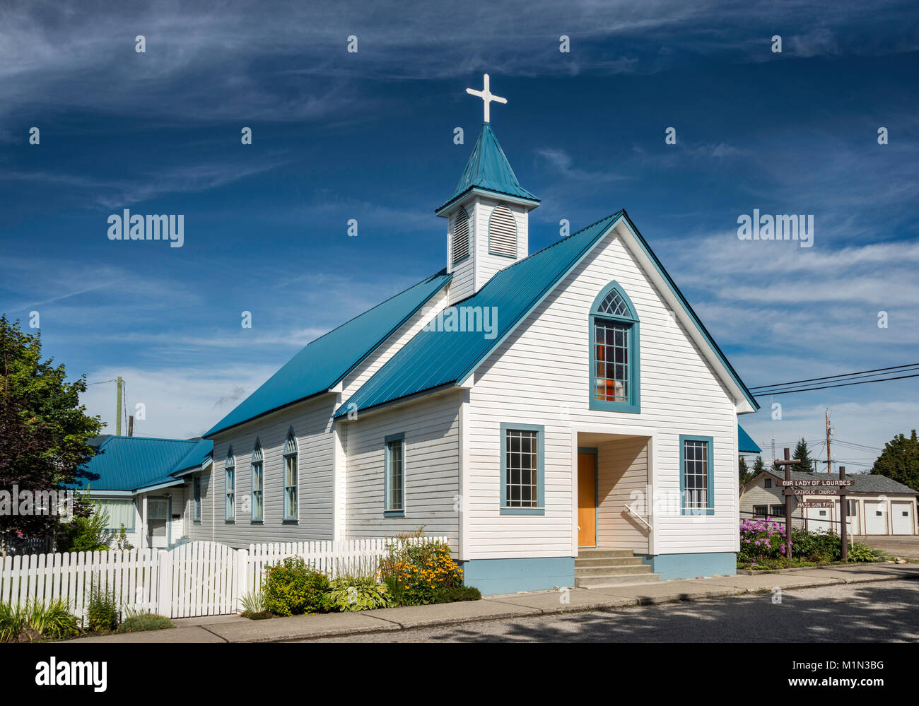 Unsere Liebe Frau von Lourdes Katholische Kirche in Nakusp, West Kootenay Region, British Columbia, Kanada Stockfoto