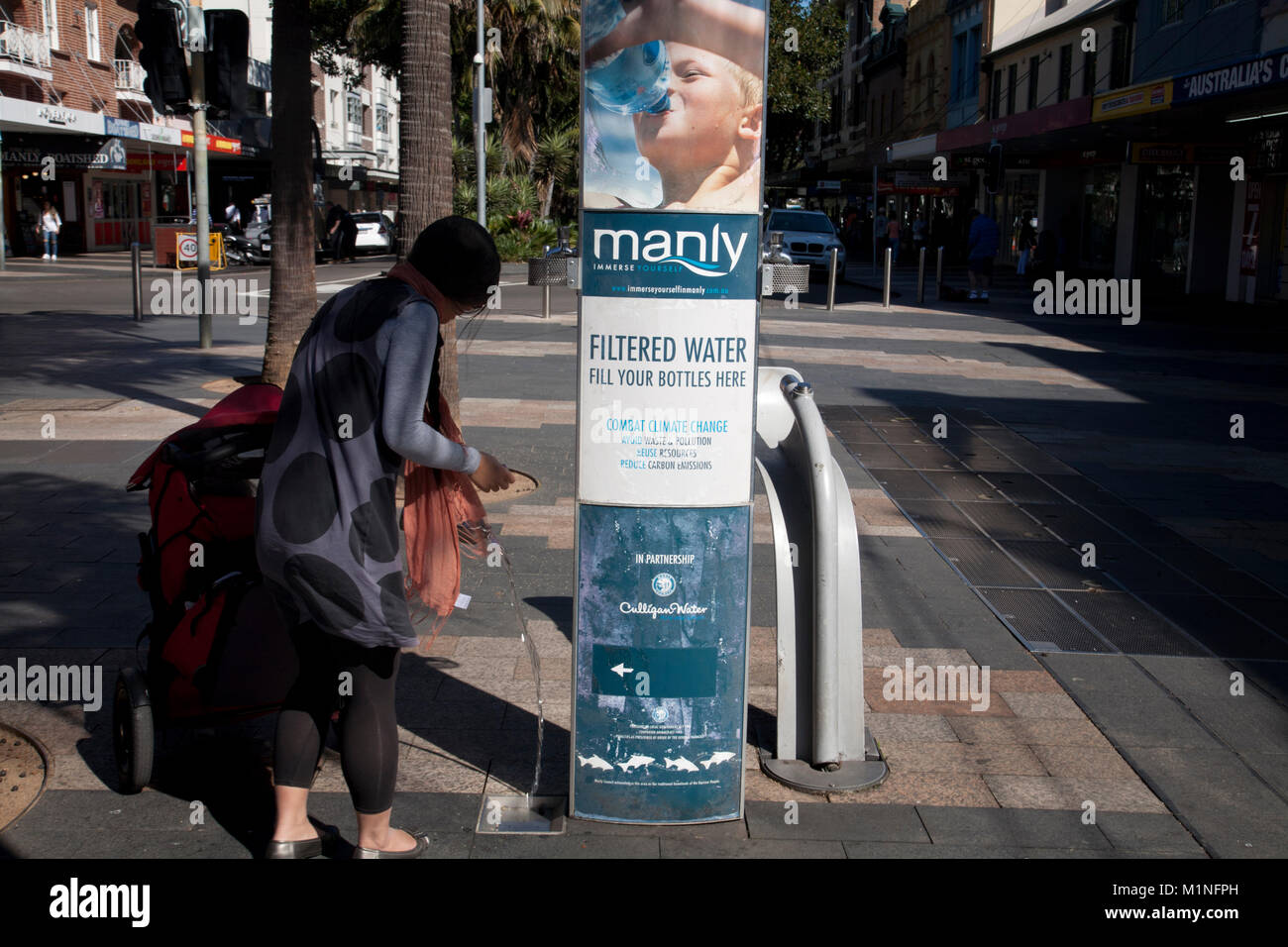 Trinken Sie den Corso Manly Sydney New South Wales, Australien Stockfoto