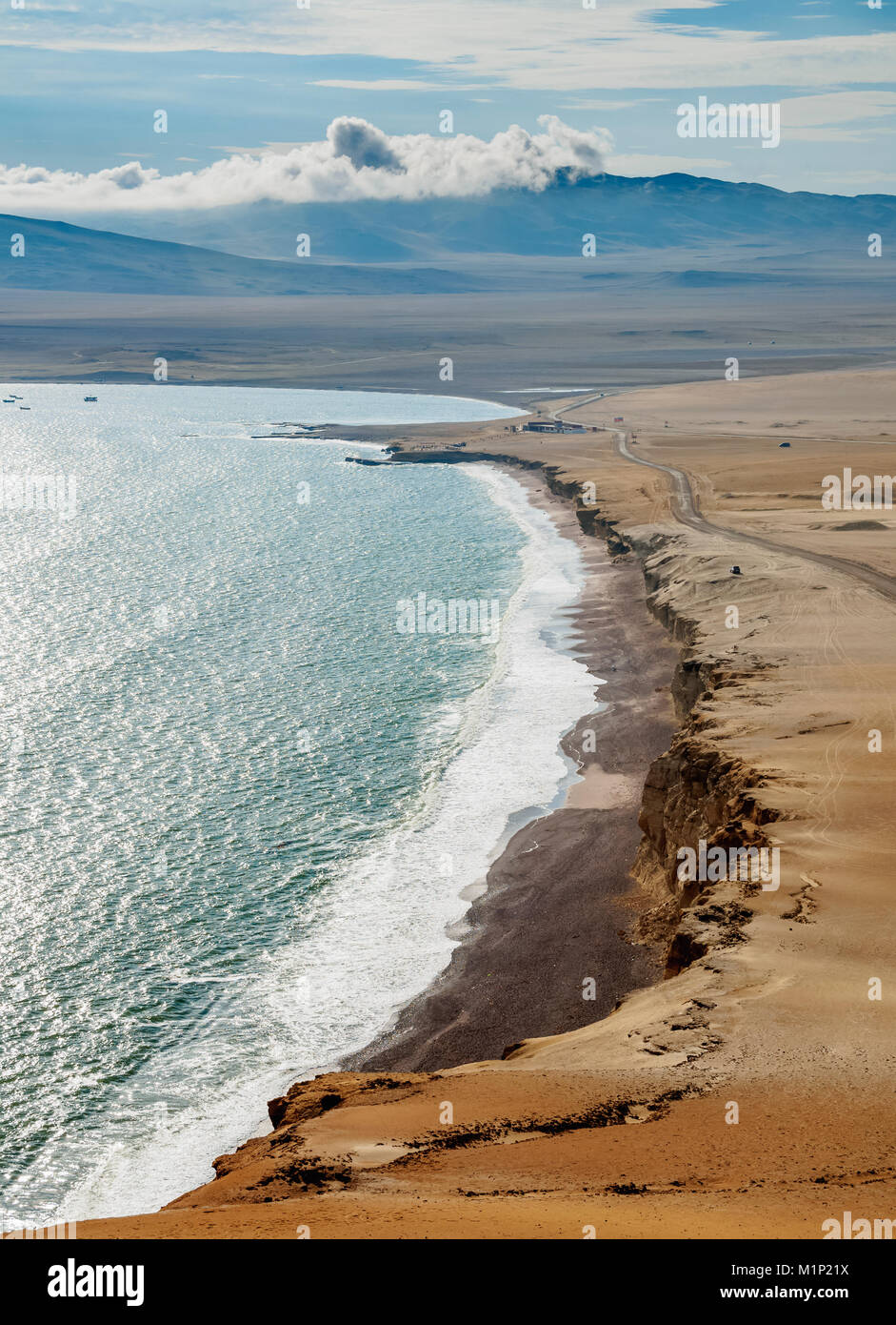 Red Beach, Erhöhte Ansicht, Paracas National Reserve, ICA-Region, Peru, Südamerika Stockfoto