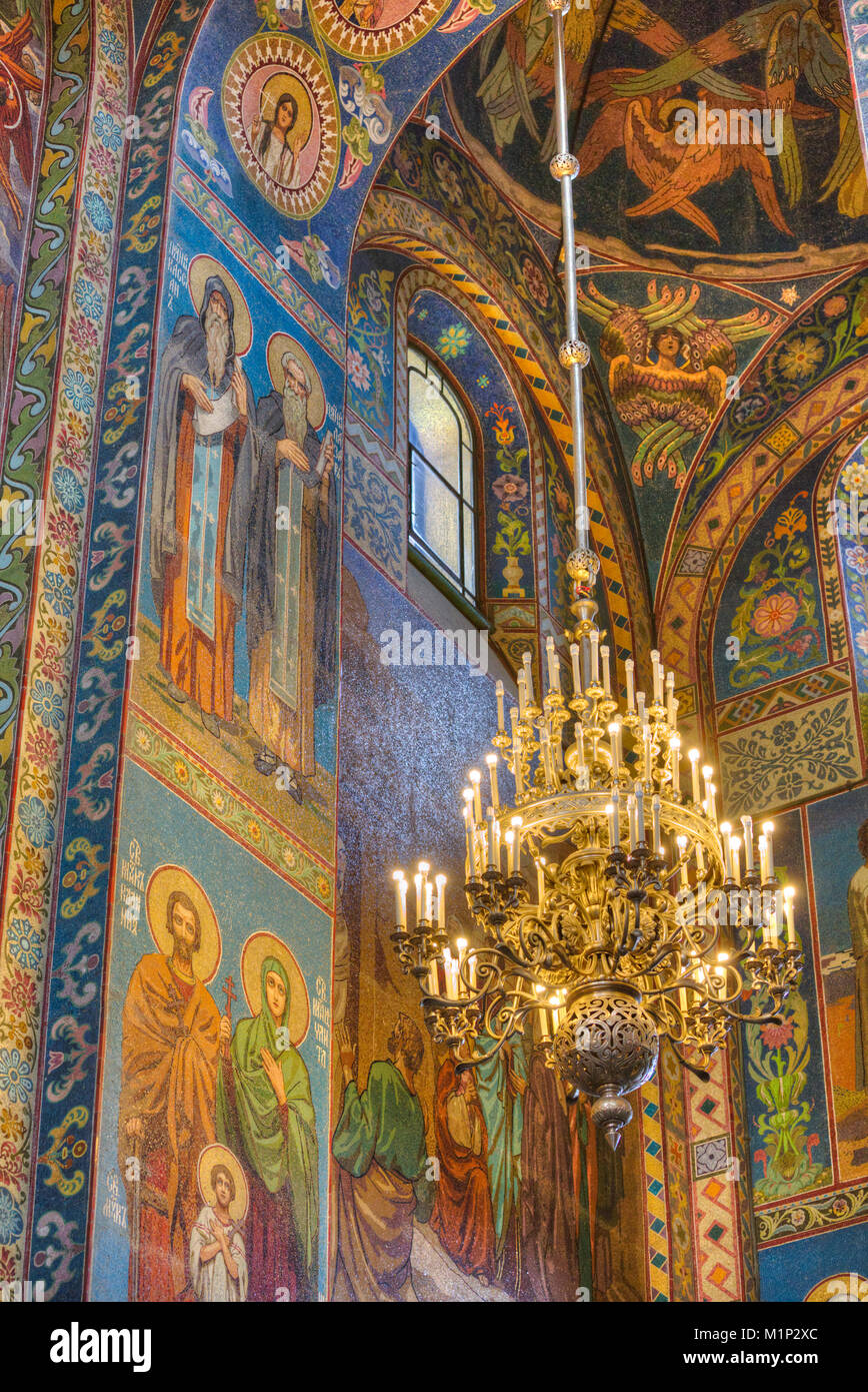 Decke und Wand Fresken, Kirche auf Blut (Auferstehung Kirche unseres Erlösers), UNESCO-Weltkulturerbe, St. Petersburg, Russland, Europa Stockfoto