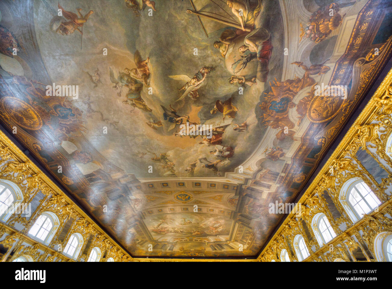 Deckenmalereien, die Große Halle, Catherine Palace, Zarskoje Selo, Puschkin, UNESCO-Weltkulturerbe, Rußland, Europa Stockfoto
