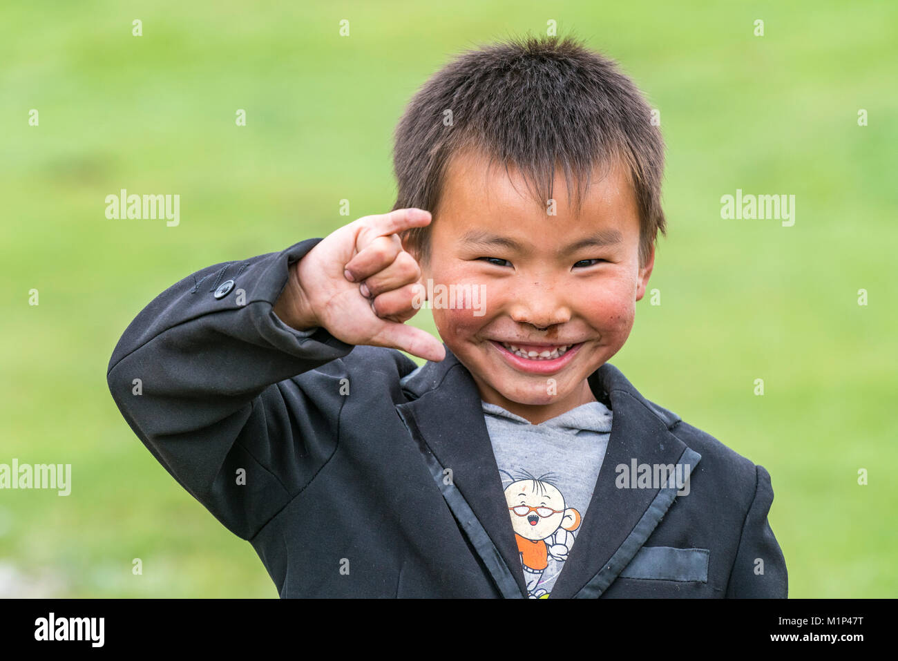 Porträt eines mongolischen Nomaden kleiner Junge,Hangay Provinz, Mongolei, Zentralasien, Asien Stockfoto