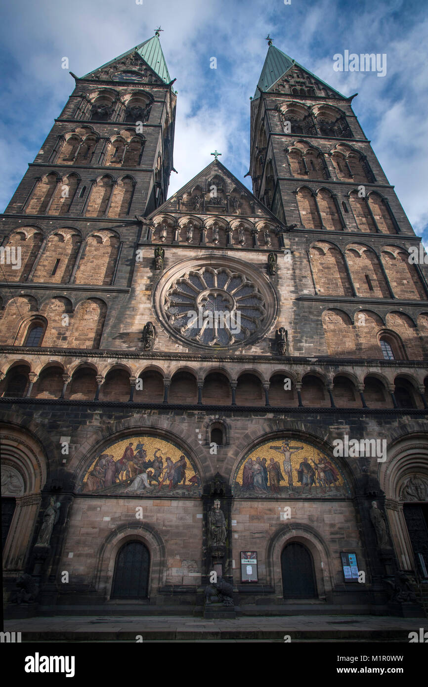 Evangelische kirche in bremen Fotos und Bildmaterial in hoher