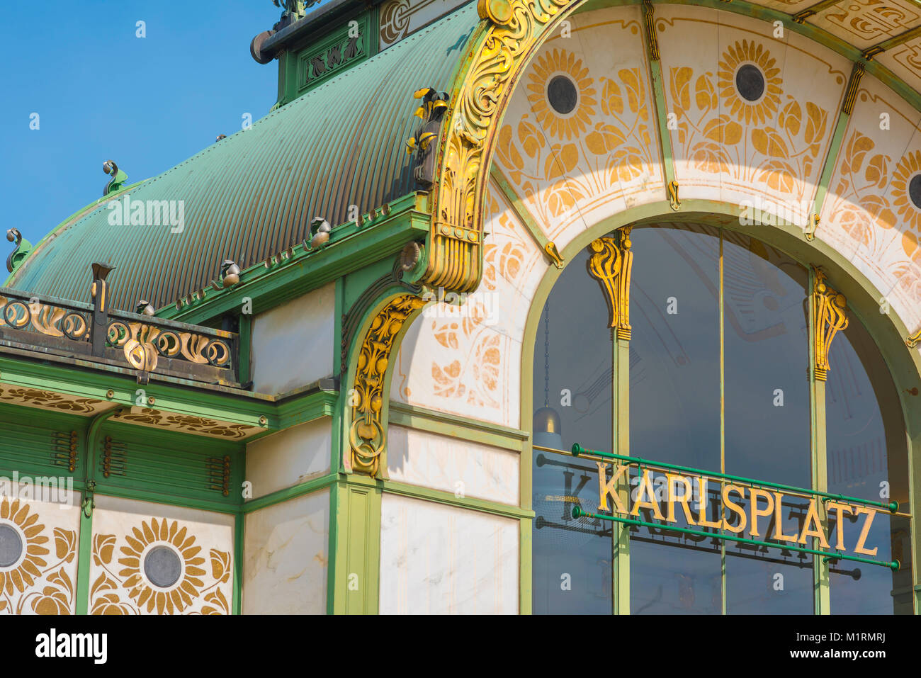 Karlsplatz Wiener Secession, Detail der U-Bahn-Station Karlsplatz - eines der besten Beispiele in der Architektur der Jugendstil-Jugendstil-Bewegung Stockfoto