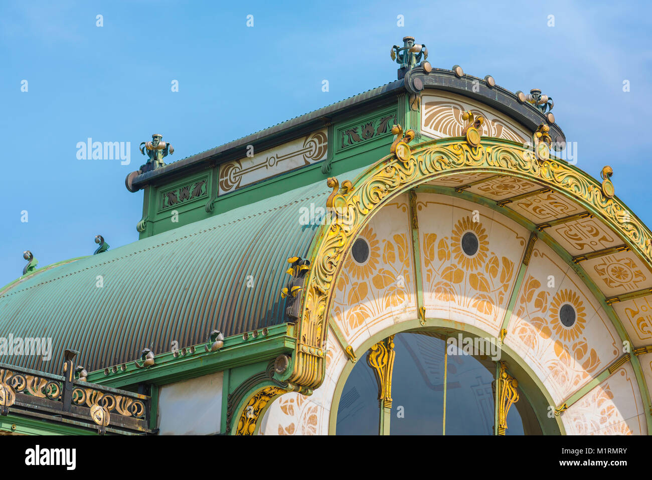 Secession Wien, Detail der Karlsplatz u-bahn Station - eines der besten Beispiele in der Architektur des Jugendstils Jugendstils, Österreich. Stockfoto