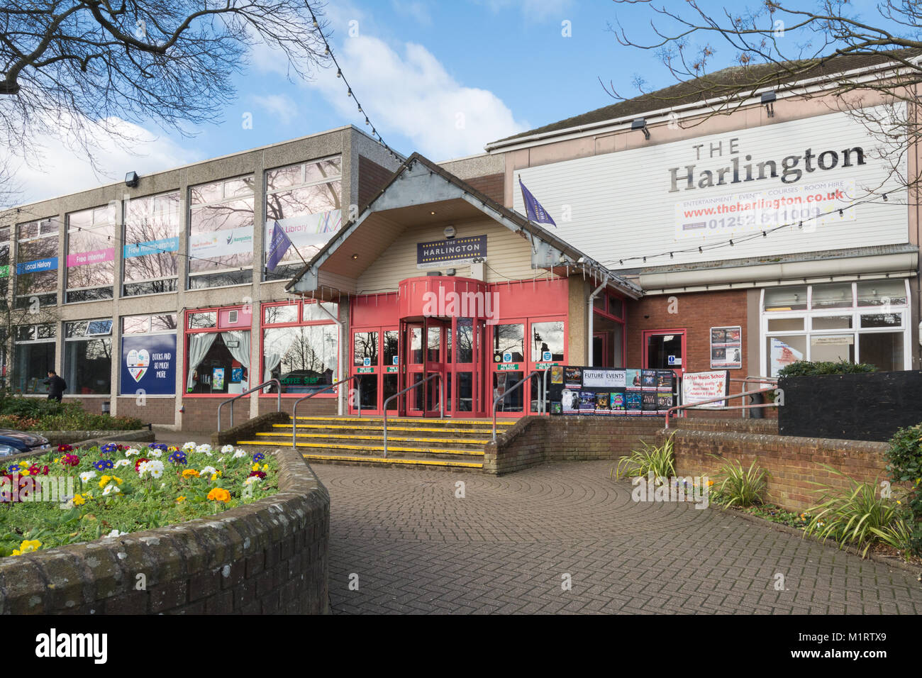 Die harlington Zentrum - ein Veranstaltungsort und Bibliothek in der Flotte Stadtzentrum, Hampshire, Großbritannien Stockfoto