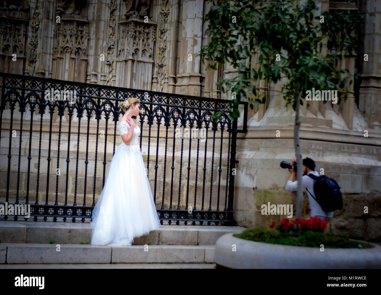 Schöne Braut in Sevilla Stockfoto