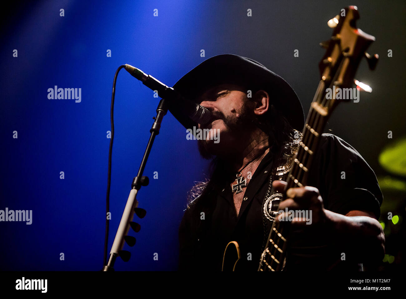 Die englische Hard Rock Band Motörhead führt ein Live Konzert in den Grieghallen in Bergen. Hier Bassist, Frauenheld und Sänger Lemmy ist live auf der Bühne gesehen. Norwegen 06.10.2012. Stockfoto